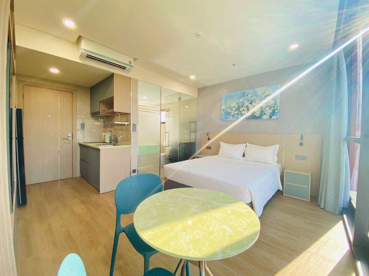 High-Floor Studio Apartment in Phuoc My photo 6 of 8