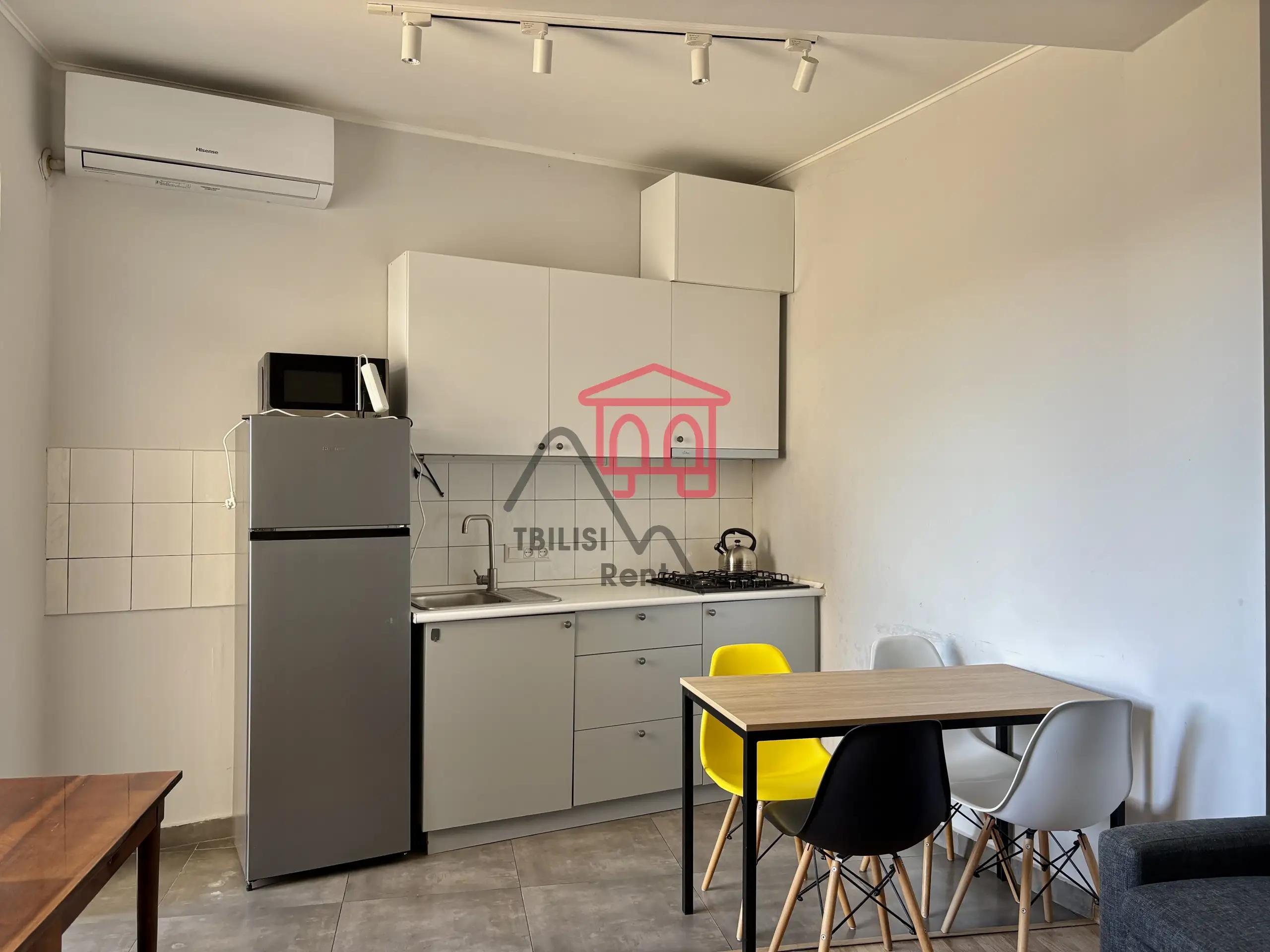 One-Bedroom Apartment in Ortachala photo 3 of 8