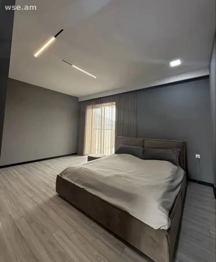 4-Room House with Pool and Sauna in Davtashen photo 6 of 8