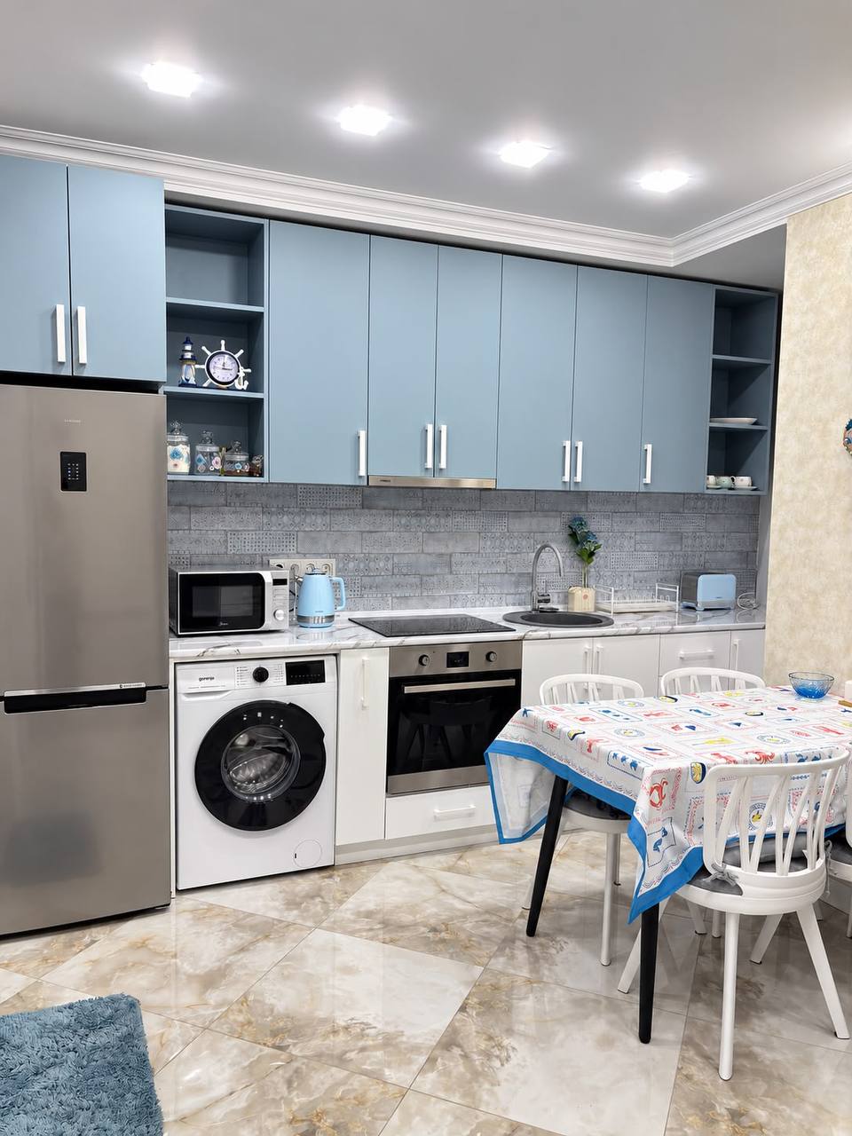 1-Bedroom Apartment in Central Batumi photo 6 of 8