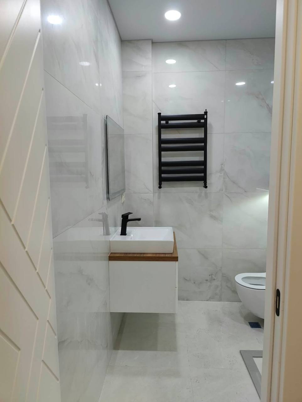 New 1-Bedroom Apartment in Central Batumi photo 8 of 8
