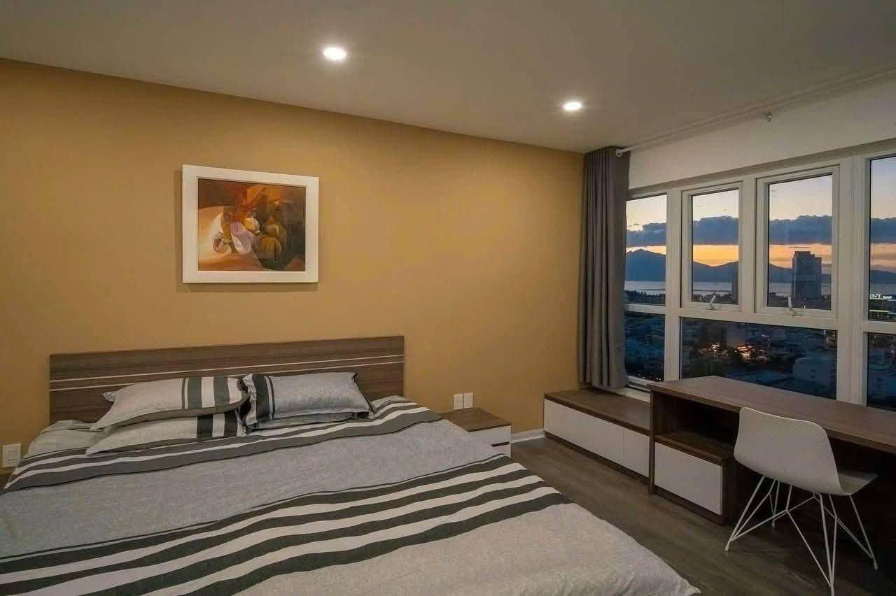 Spacious 4-Bedroom Apartment in Da Nang Plaza photo 8 of 8