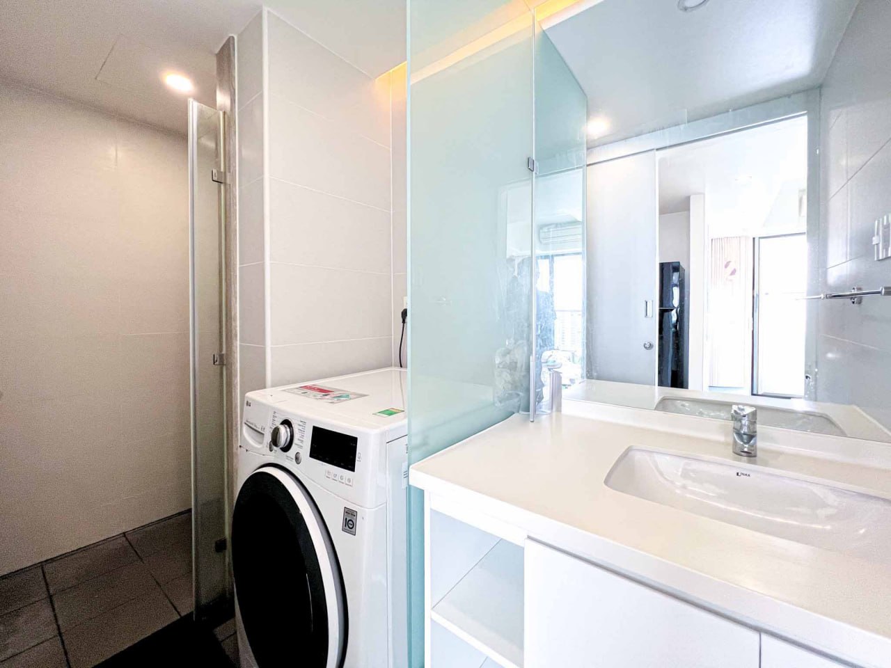 Hiyori 2-Bedroom City View Apartment photo 8 of 8