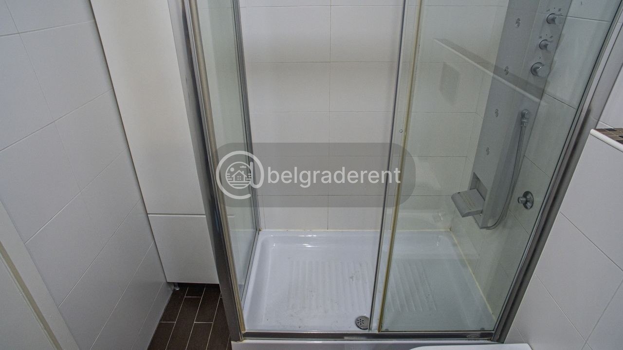2-Bedroom Apartment in New Belgrade photo 6 of 8