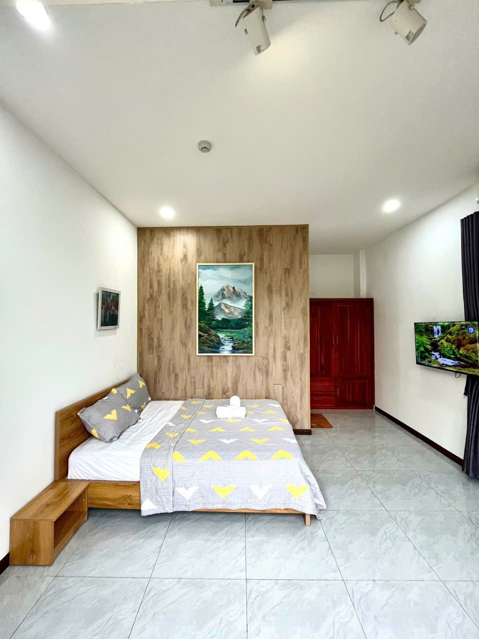 1-Bedroom Apartment Near Dragon Bridge photo 8 of 8
