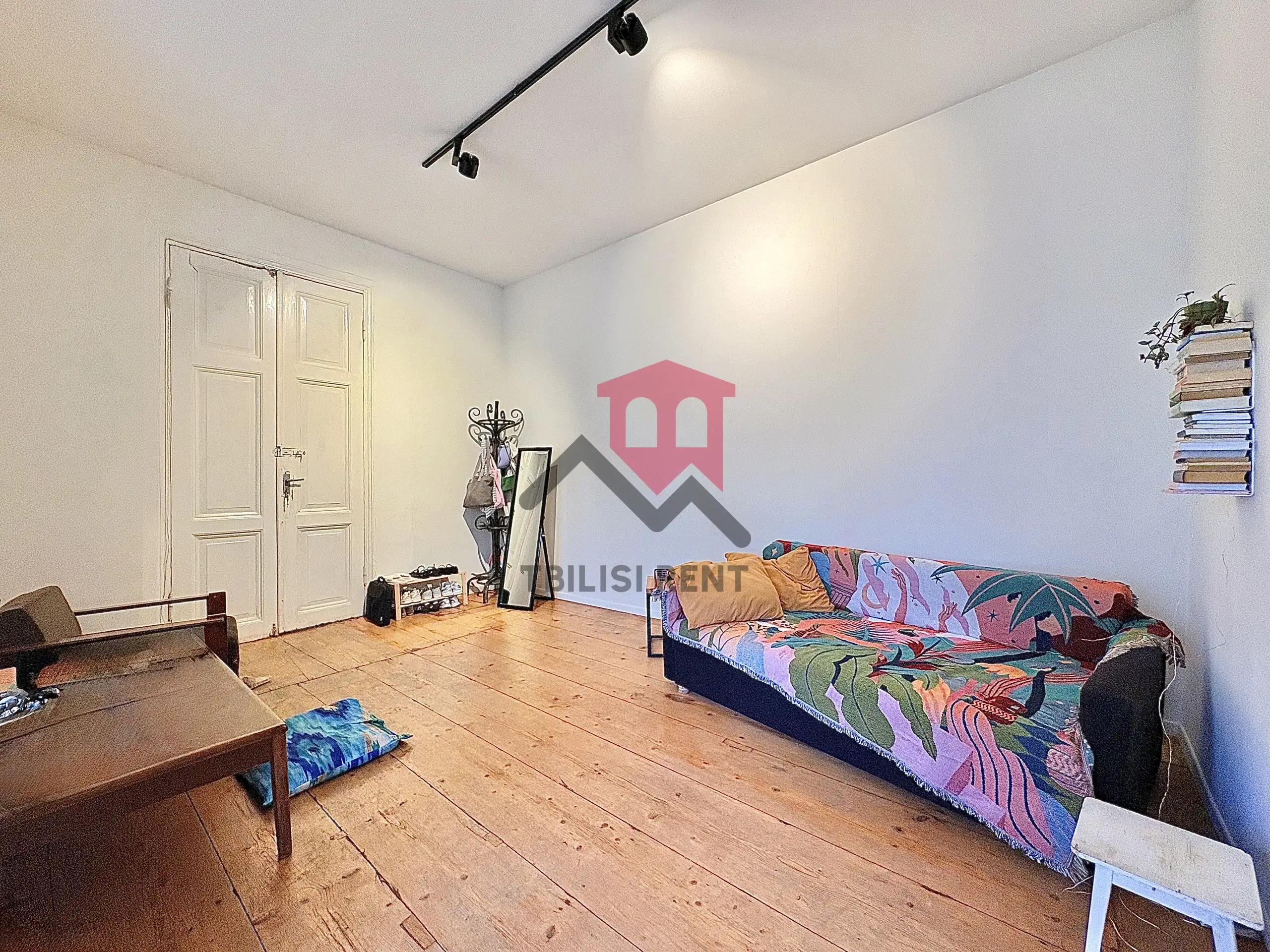 Spacious Apartment in Chugureti photo 4 of 8