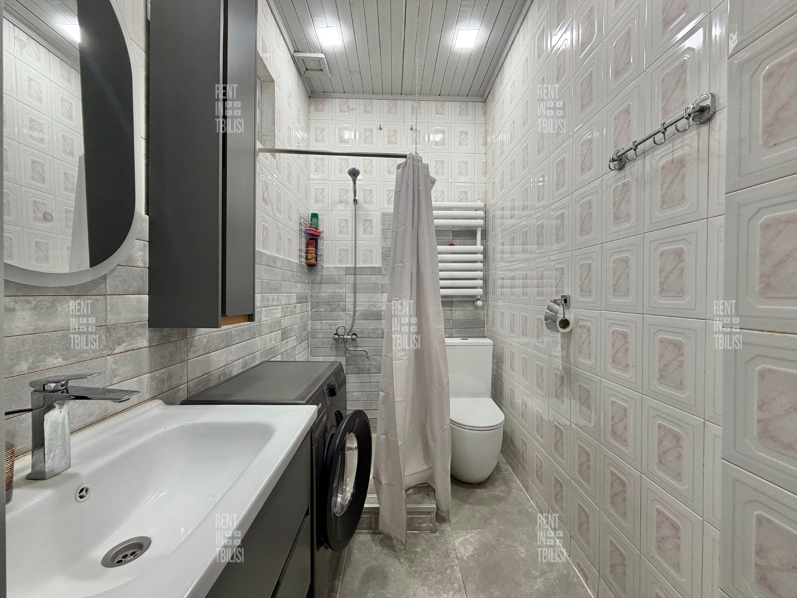 2-Bedroom Apartment in Mtatsminda photo 8 of 8