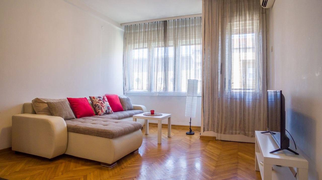 Two-Room Apartment in Stari Grad photo 8 of 8