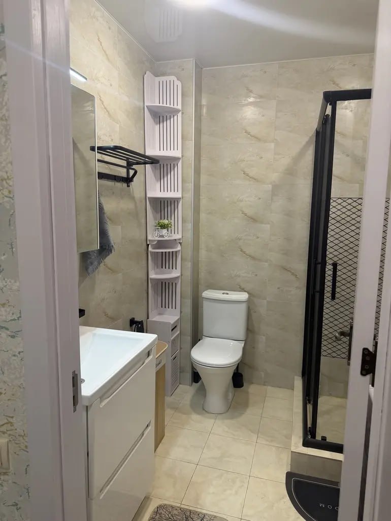 Furnished 1-Bedroom Apartment in Didi Digomi photo 4 of 8