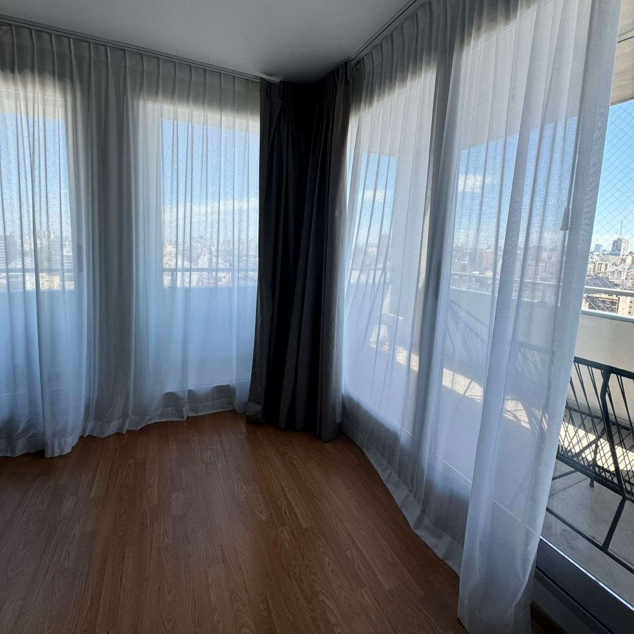 Zoned Studio in San Telmo with Balcony photo 4 of 8