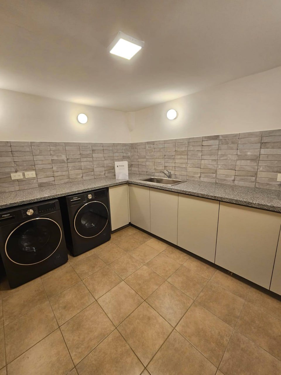 8-Room Apartment with 6 Bedrooms in Balvanera photo 4 of 8