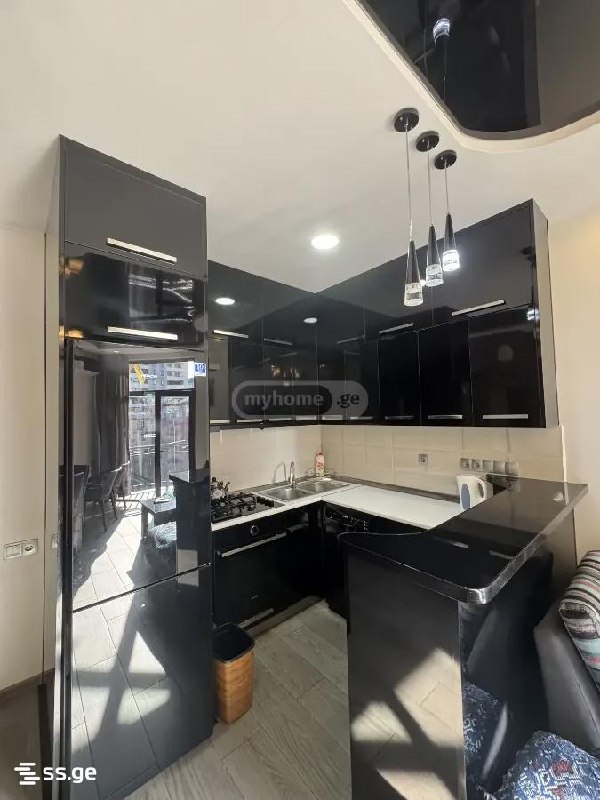 One-Bedroom Apartment in Central Batumi photo 4 of 8