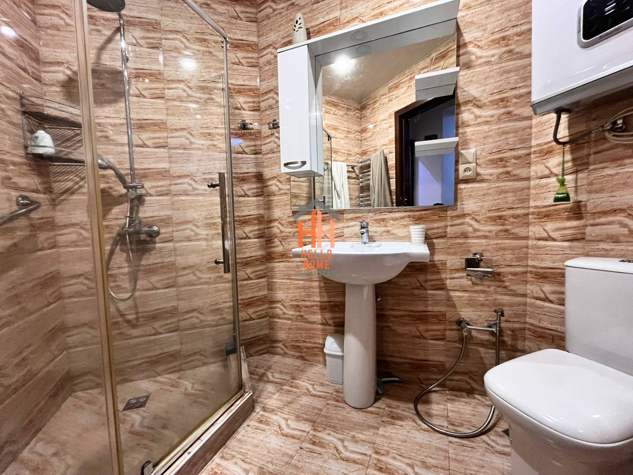 Двухкомнатная квартира в Старом Батуми photo 6 of 6