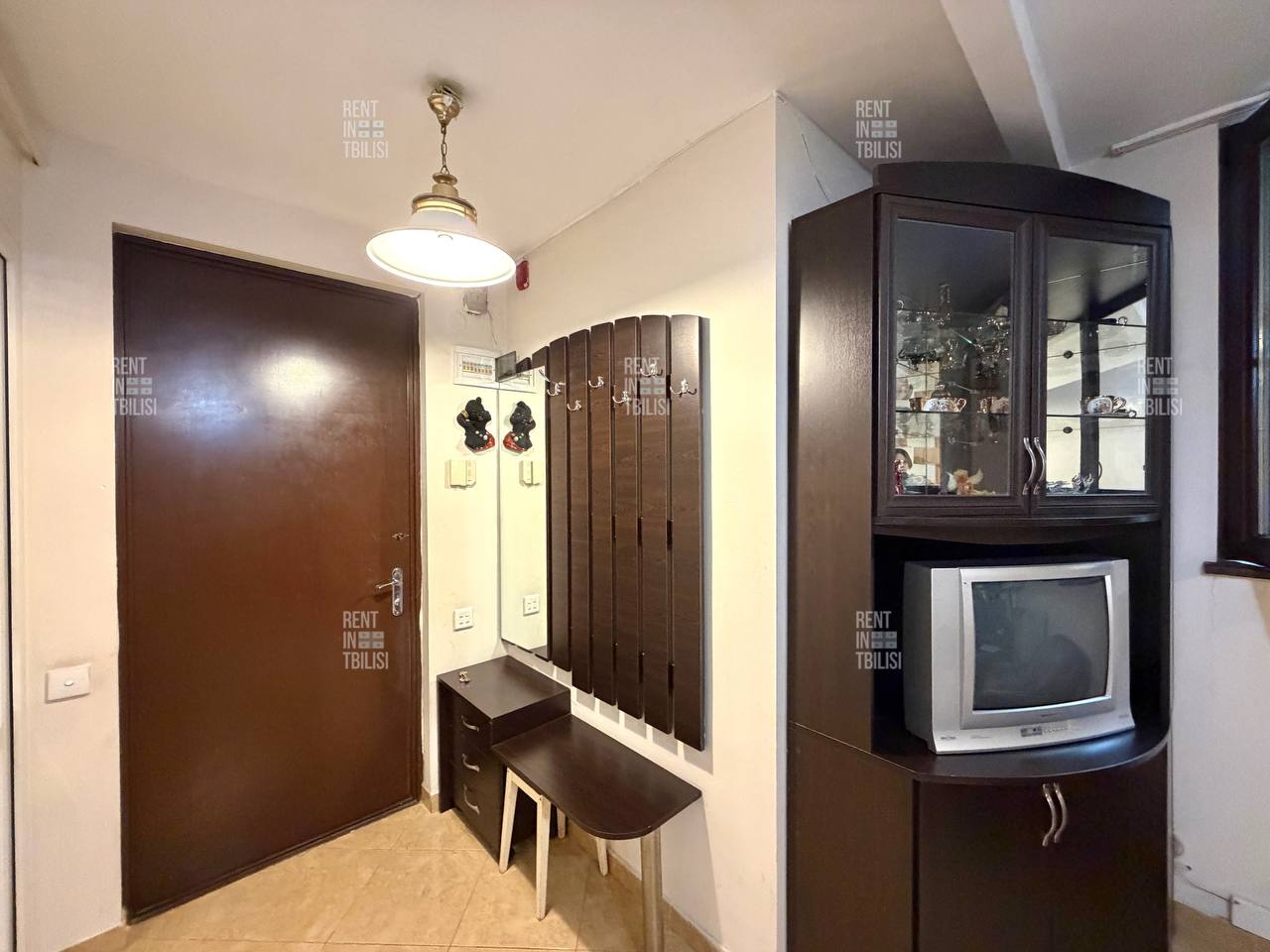 1-Bedroom Apartment on Chavchavadze Avenue photo 8 of 8