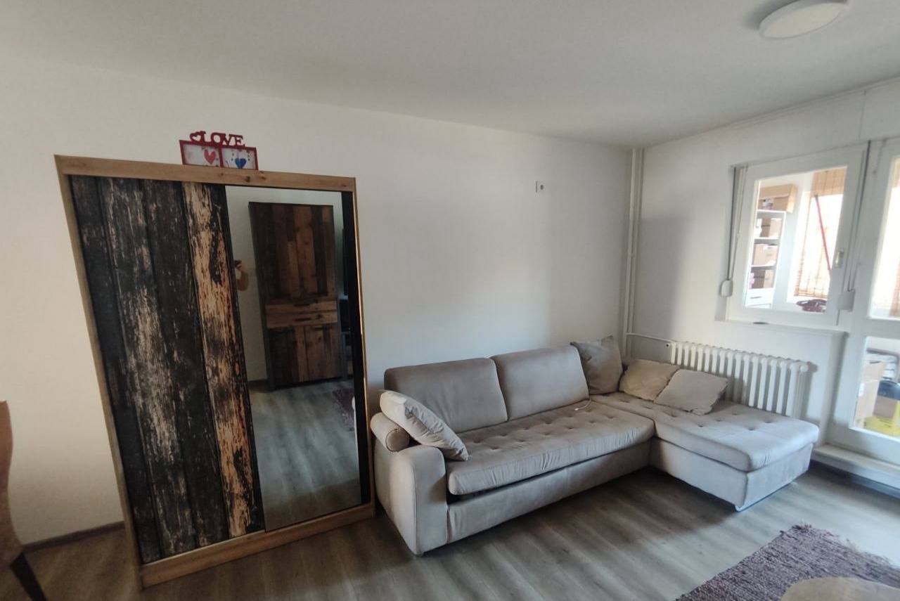 85 m² Two-Bedroom Apartment in Belgrade photo 1 of 6