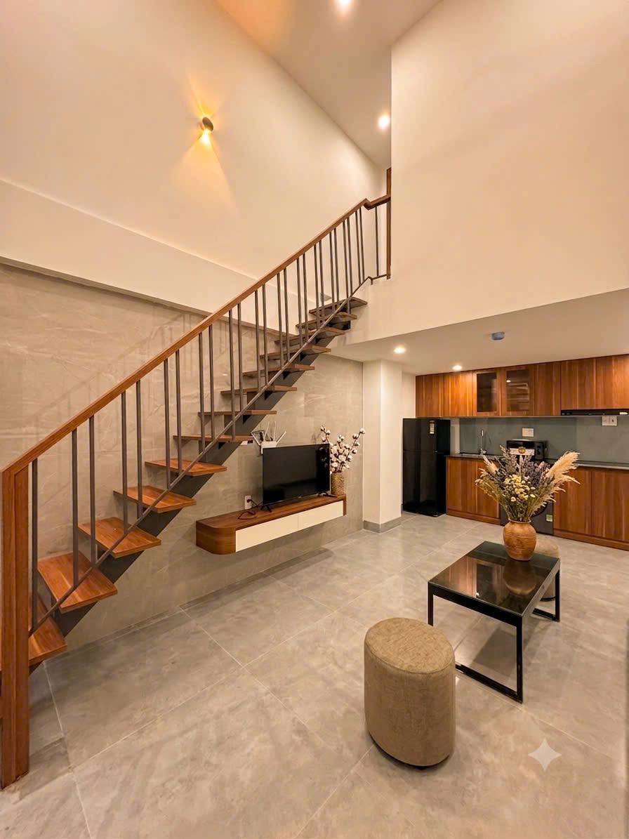 1BR Duplex Apartment in Son Tra photo 2 of 8