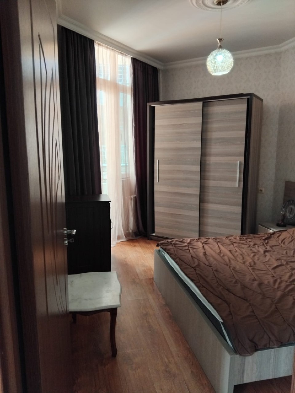 Renovated 2-Bedroom Apartment in Batumi photo 8 of 8