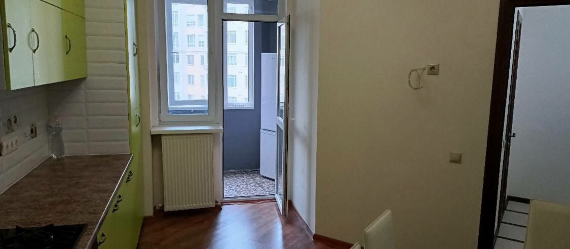 Two-Room Apartment in Central Chisinau photo 5 of 8