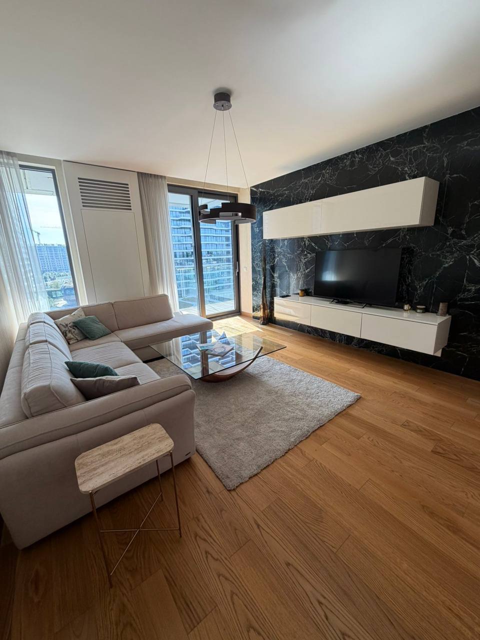 One-Bedroom Apartment in BW Residences photo 5 of 8