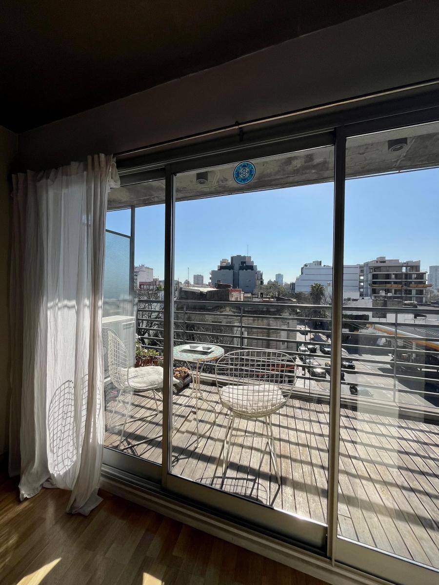 Меблированная двухкомнатная квартира в Палермо photo 1 of 8