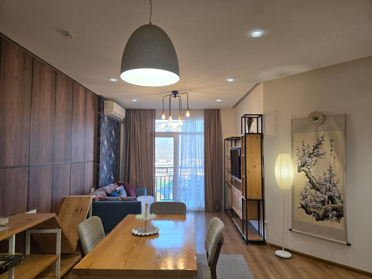 Two-Bedroom Apartment with Mountain View photo 8 of 8
