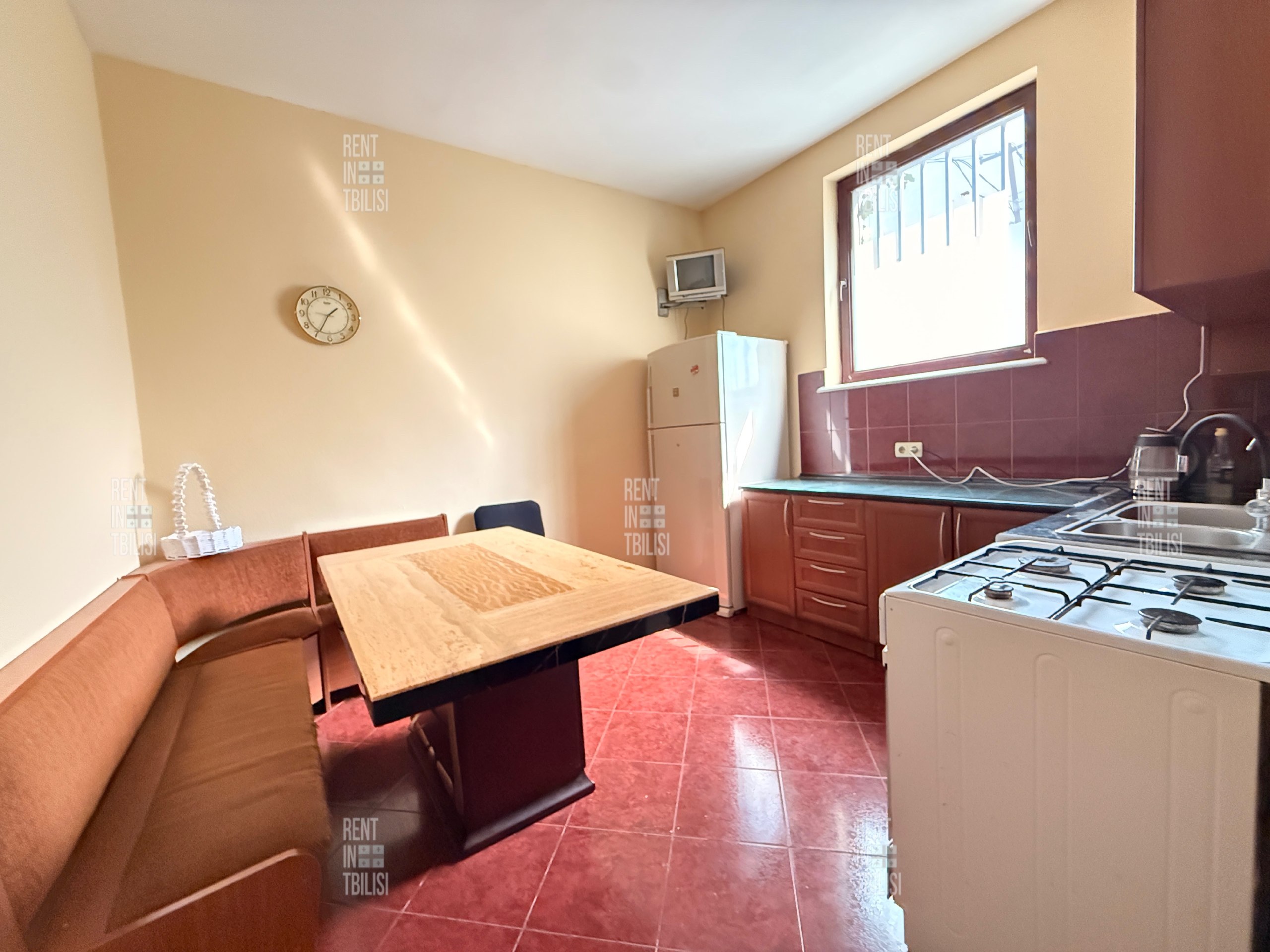 3-Bedroom House in Saburtalo photo 4 of 8
