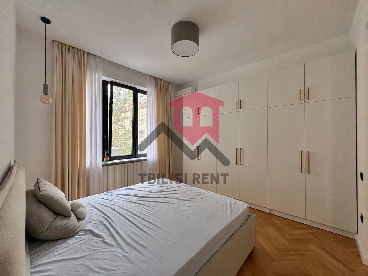 Spacious 2-Bedroom Apartment in Vake photo 5 of 8