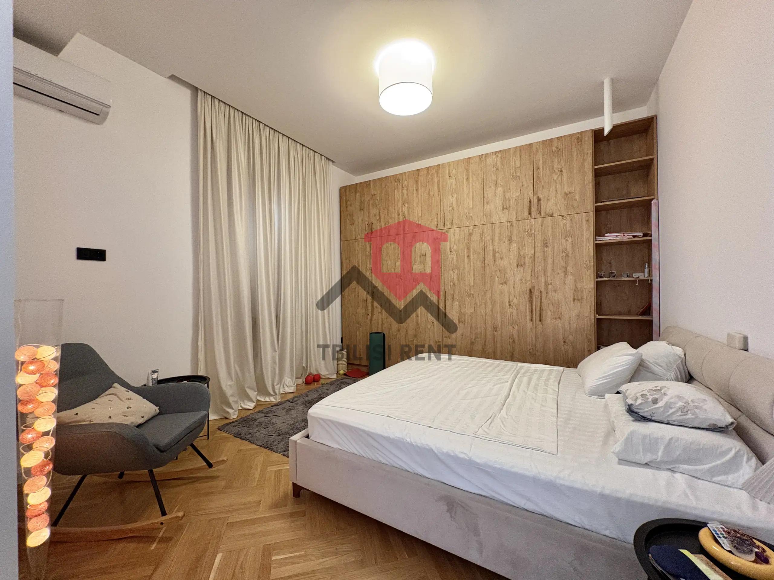 Spacious 2-Bedroom Apartment in Vake photo 7 of 8