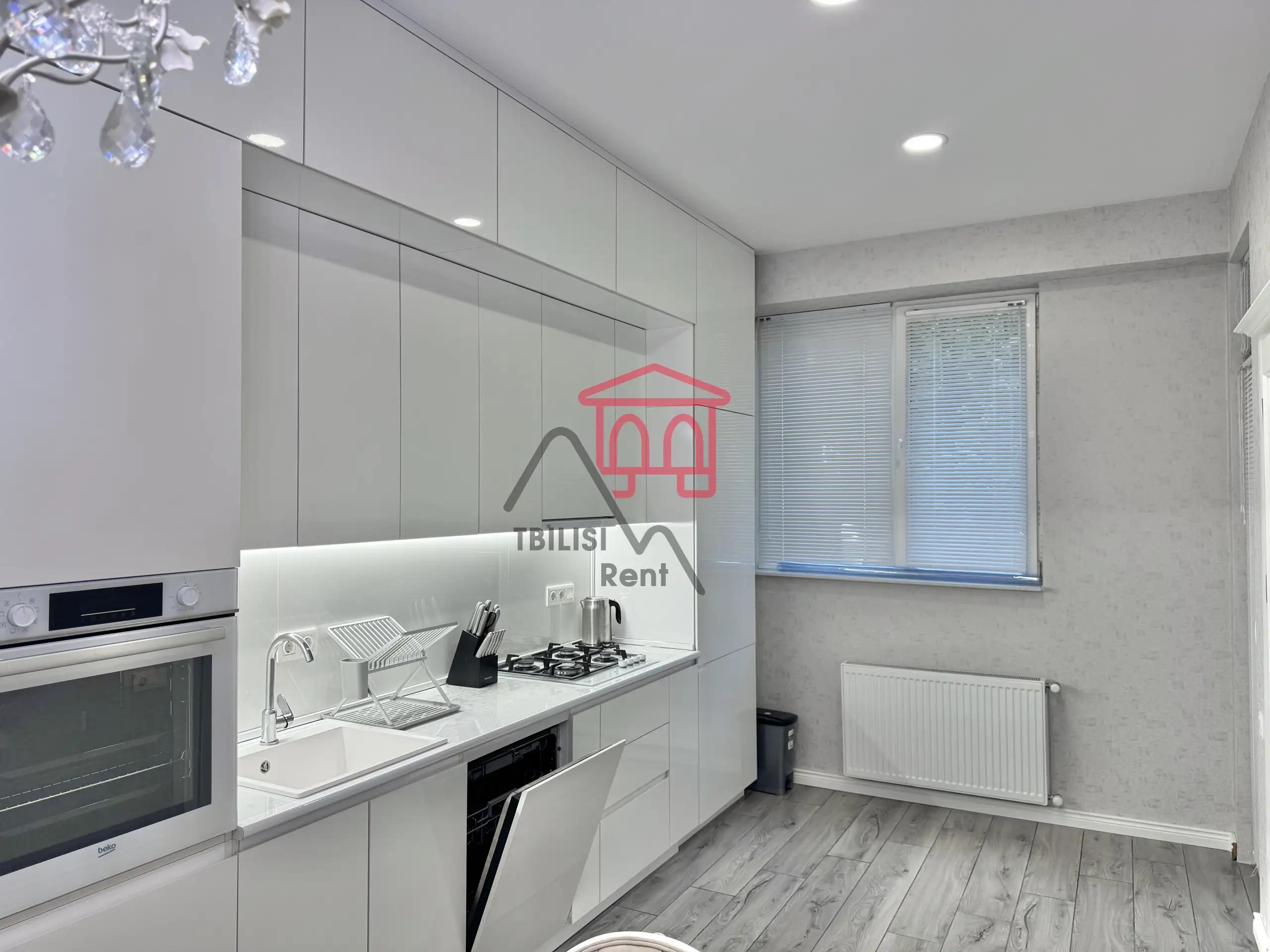 Spacious 2-Bedroom Apartment in Saburtalo photo 2 of 8