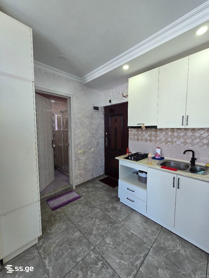 2-Room Apartment Near Grand Mall photo 2 of 8