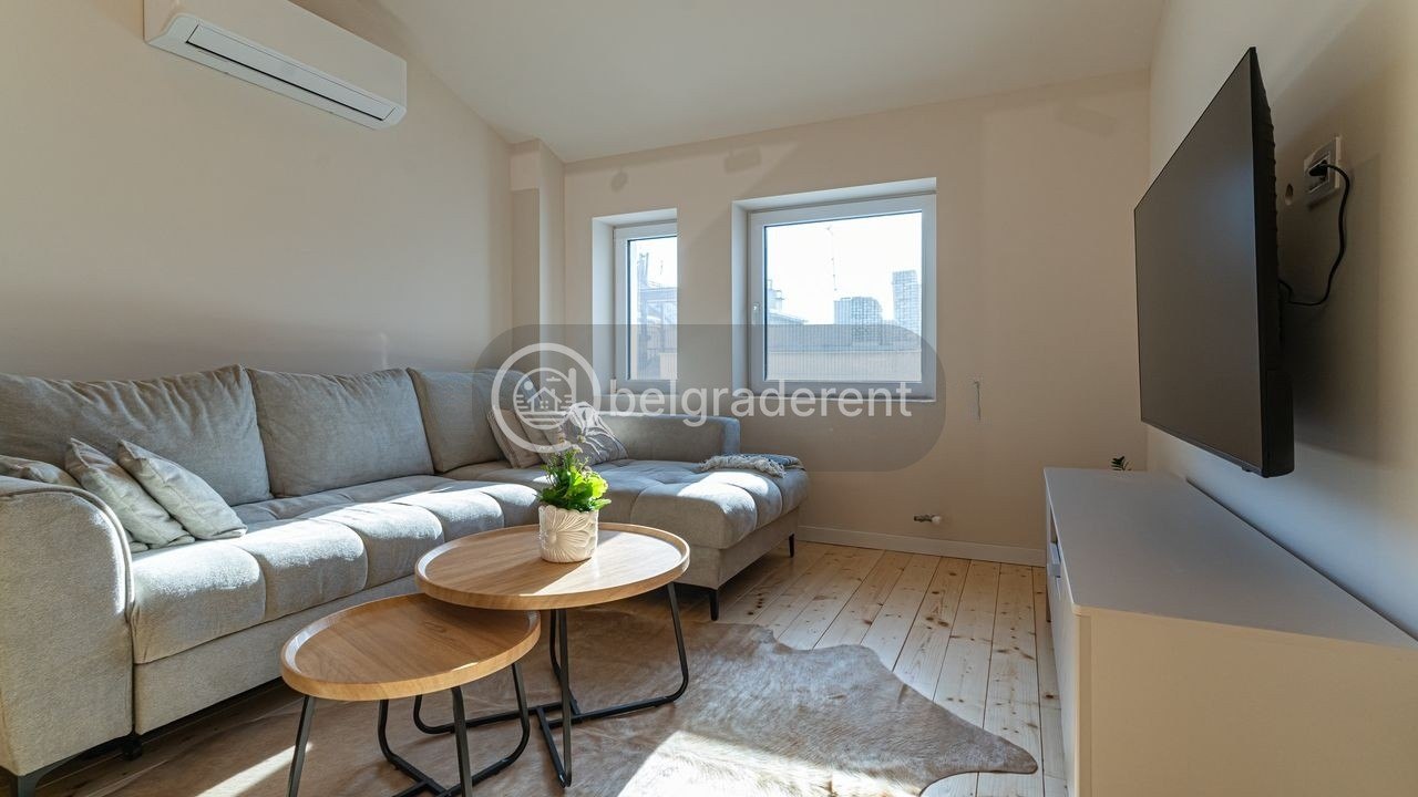 Two-Bedroom Apartment in Zemun photo 1 of 8