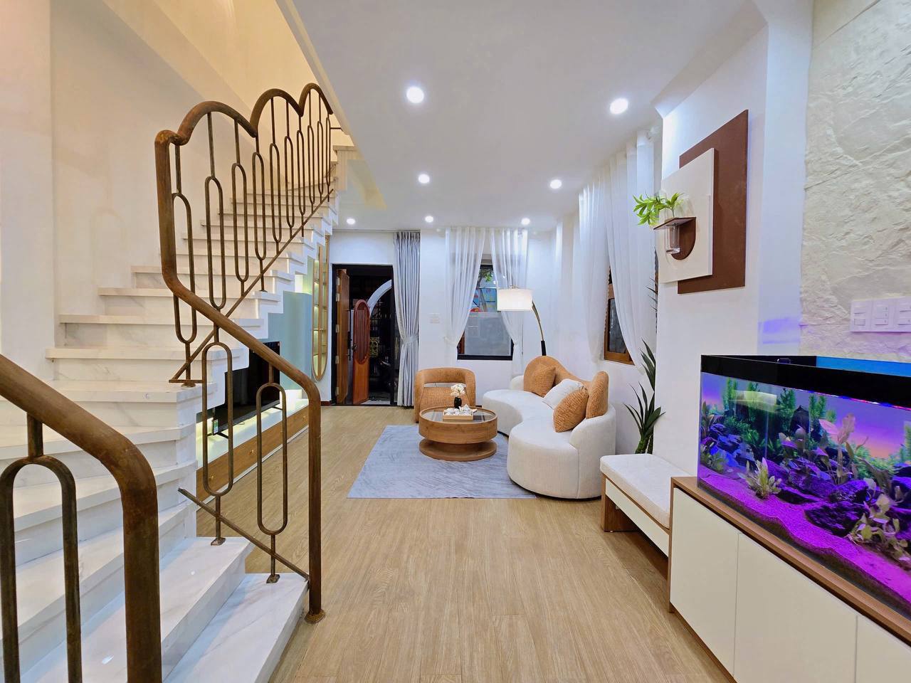 Three-Bedroom House in Hai Chau photo 3 of 8