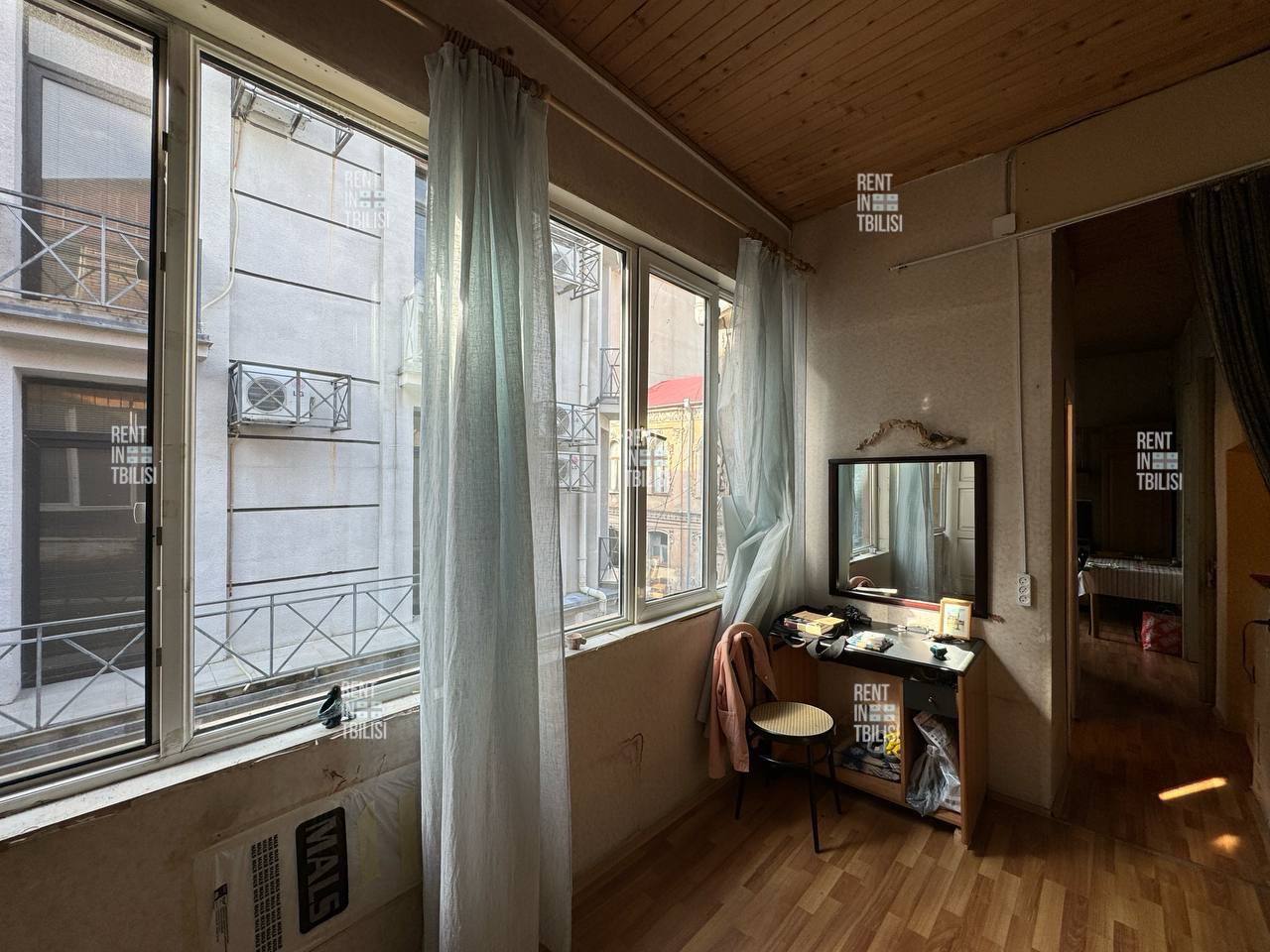 1-Bedroom Apartment in Sololaki photo 6 of 8