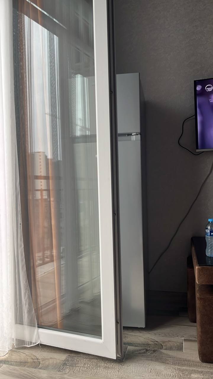 2-Bedroom Apartment in Batumi photo 2 of 7