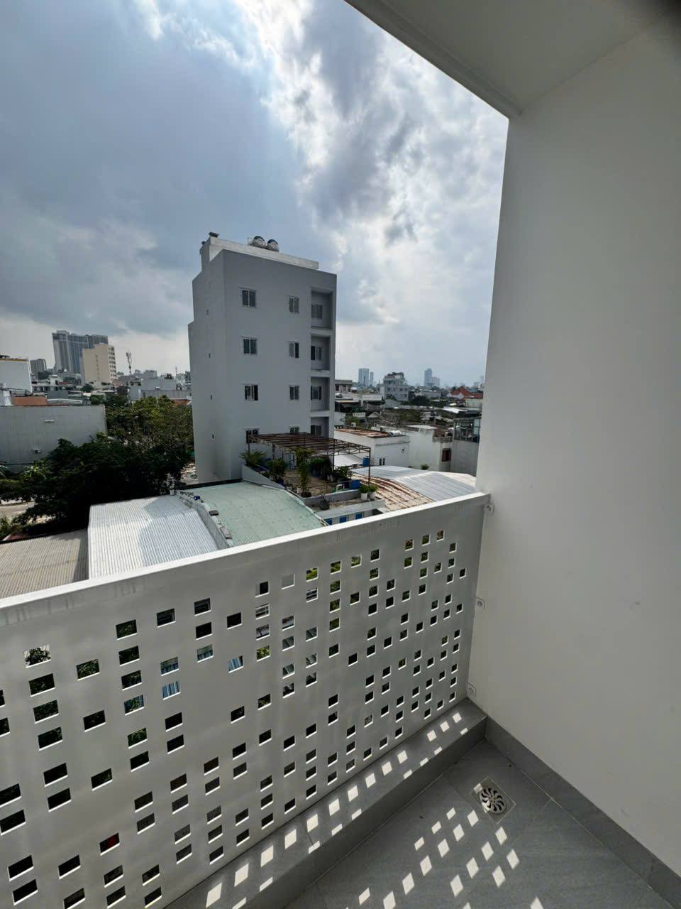 1-Bedroom Apartment in Son Tra photo 6 of 7
