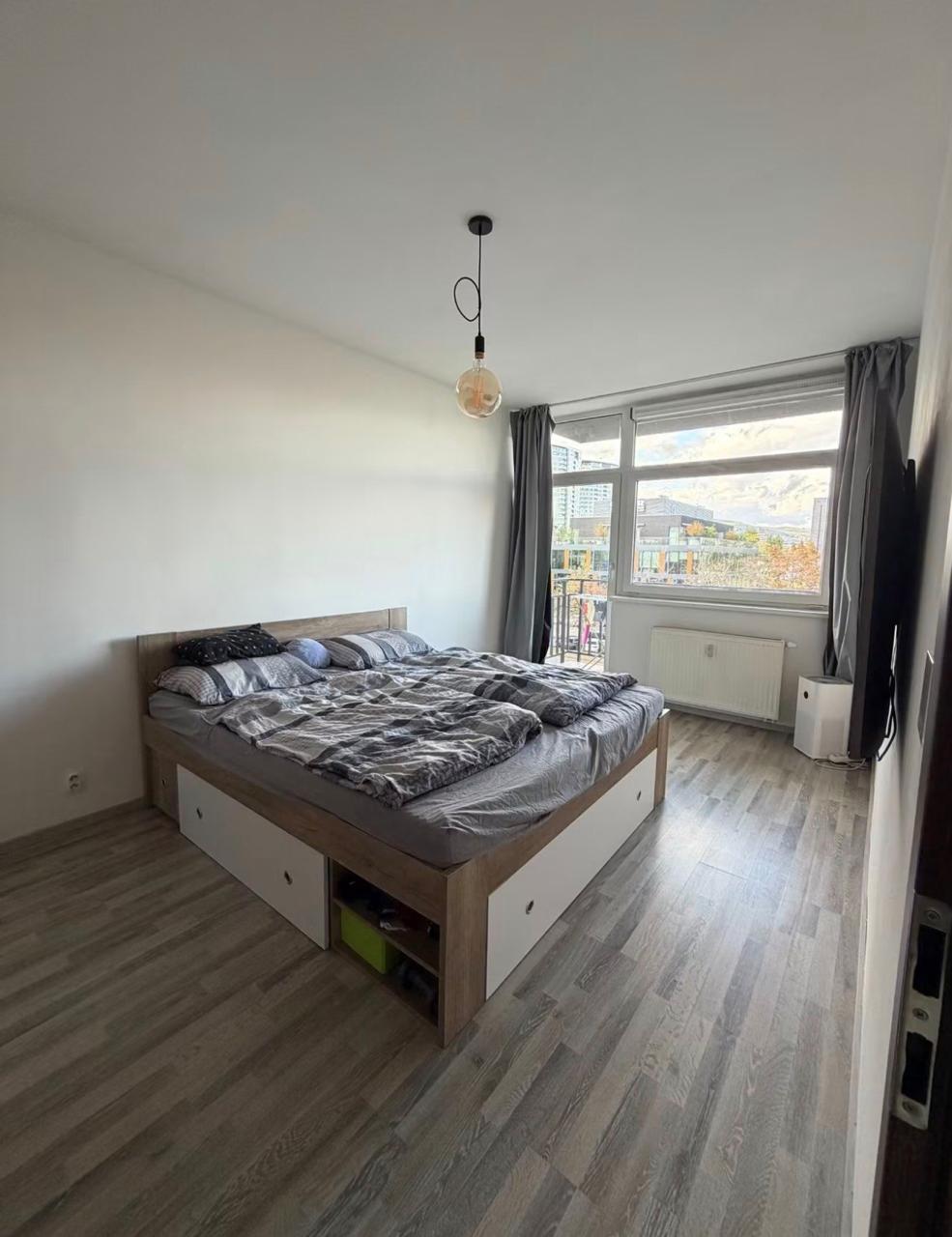 Furnished 1-Bedroom Apartment in Ružinov photo 4 of 8