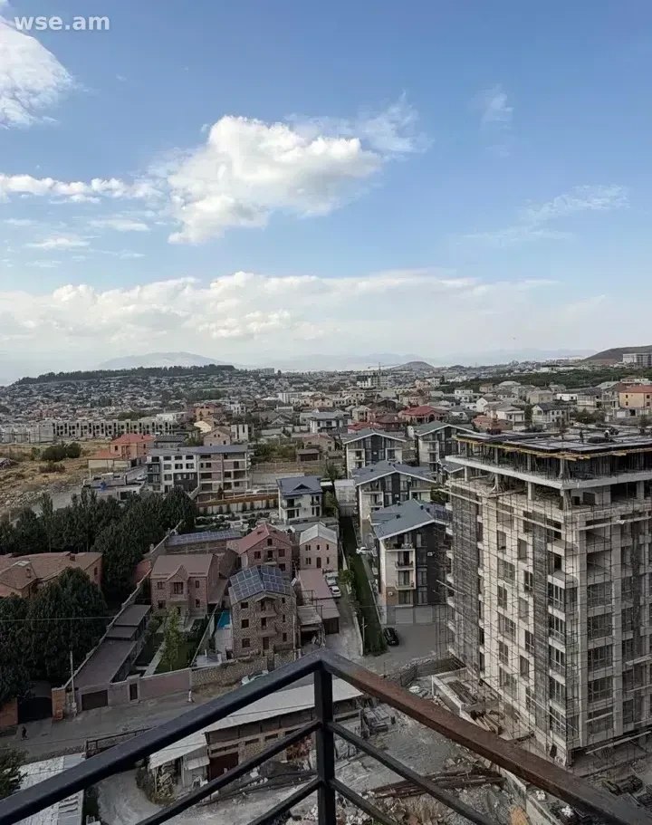 Two-Bedroom Apartment for Rent in Avan photo 8 of 8
