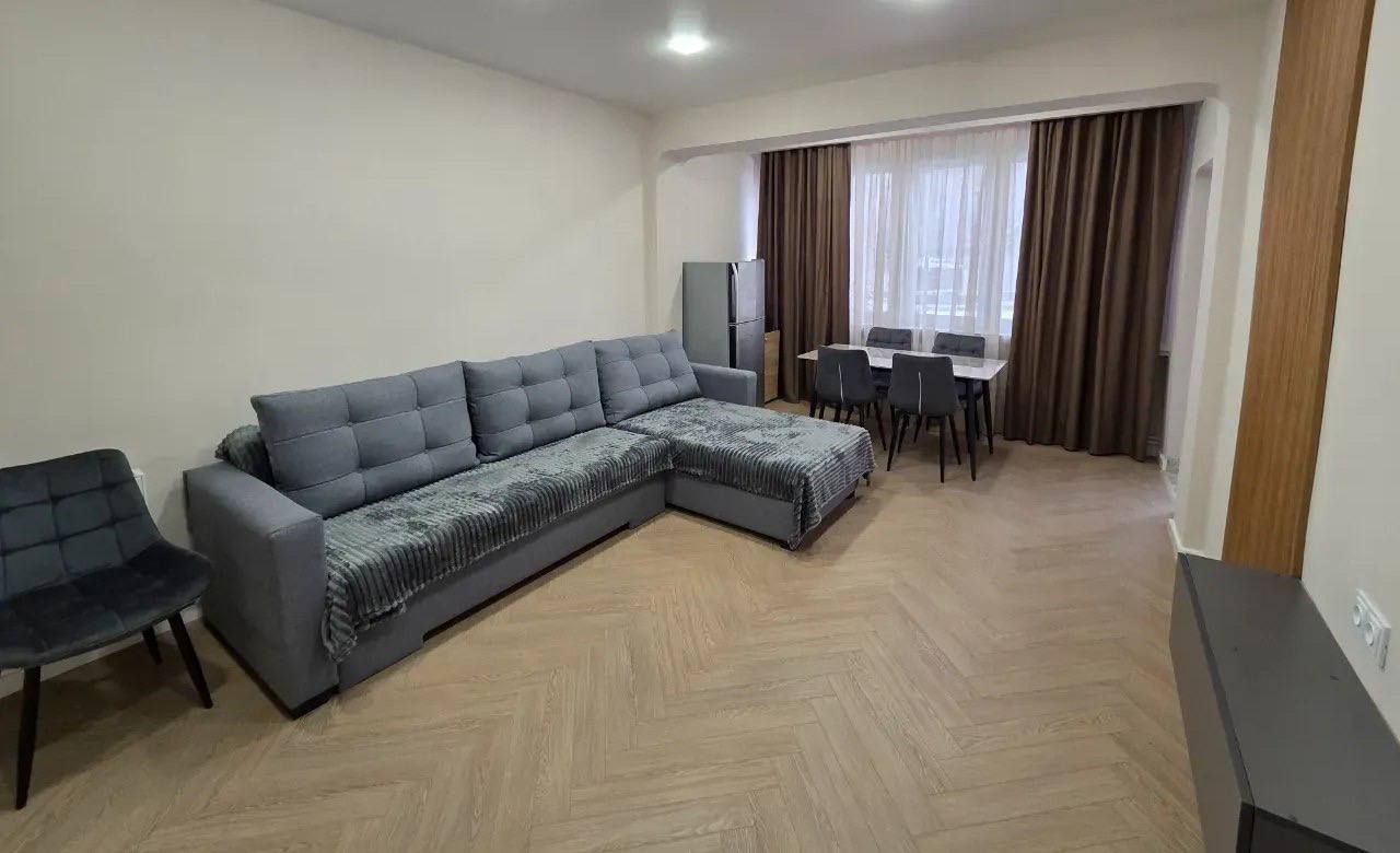 Furnished 3-Room Apartment in Arabkir photo 1 of 8