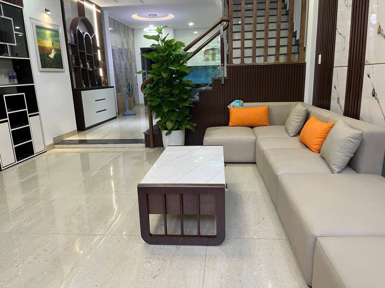 4-Bedroom House in Da Nang photo 1 of 8