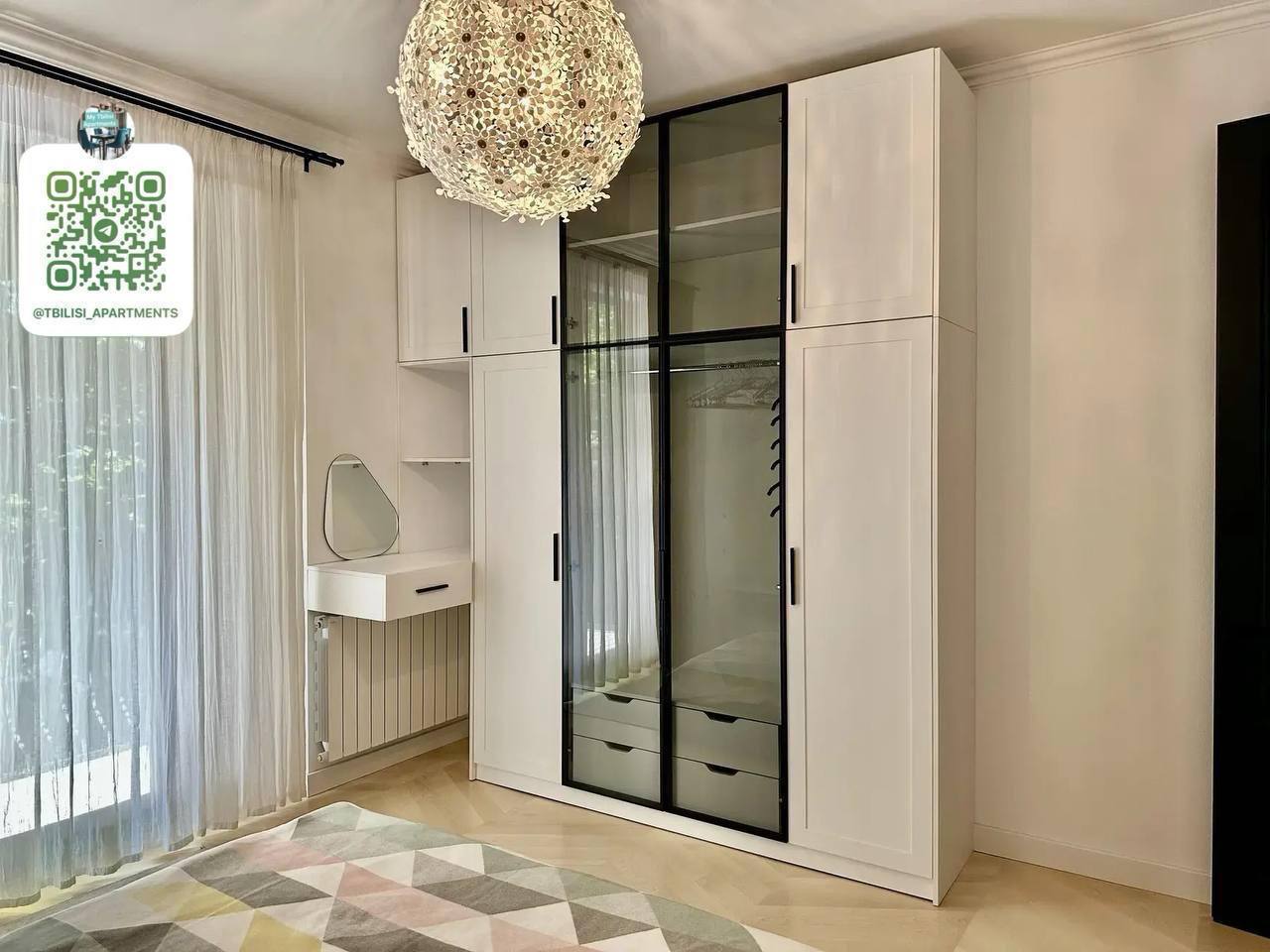 Three-Bedroom Apartment in Vake photo 6 of 8