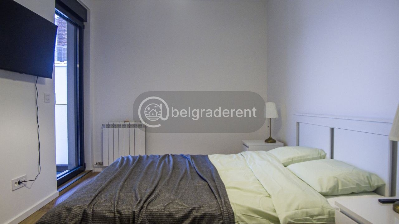 2-Bedroom Apartment in Bežanijska Kosa photo 8 of 8