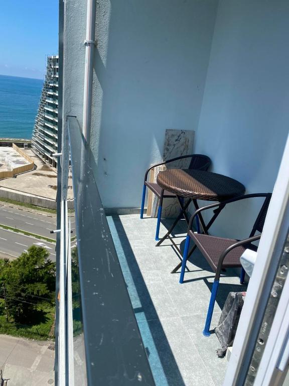 Sea View Studio in Batumi View photo 1 of 6