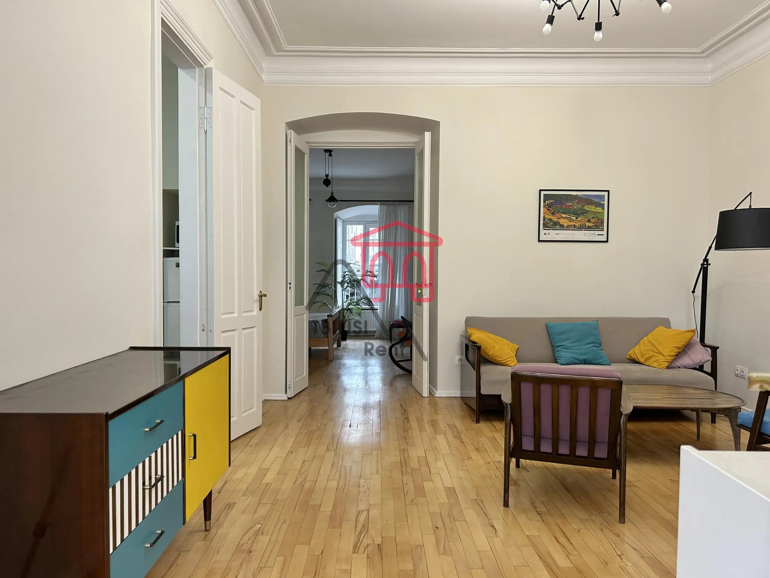 Renovated One-Bedroom Apartment in Sololaki photo 4 of 8