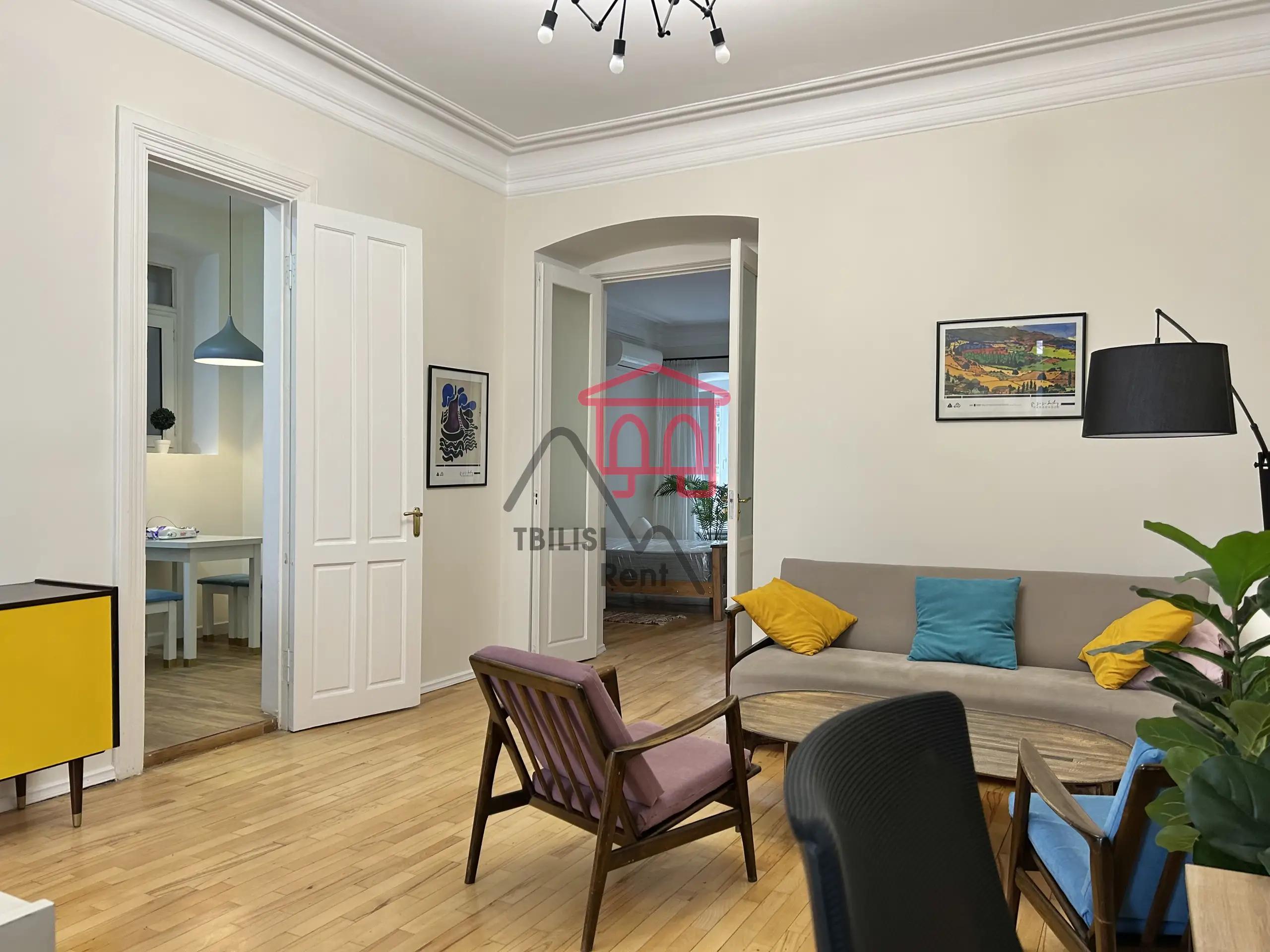 Renovated One-Bedroom Apartment in Sololaki photo 6 of 8