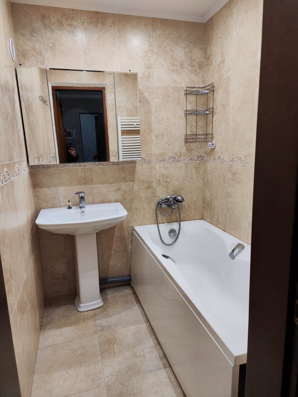 Two-Room Apartment in Sculeni photo 2 of 8