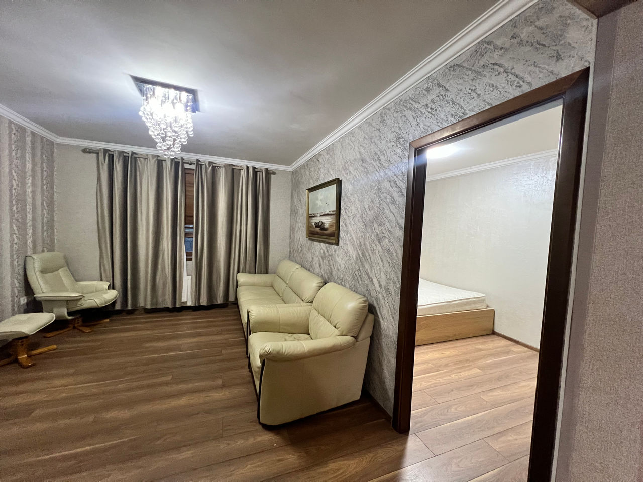 Two-Room Apartment in Sculeni photo 8 of 8