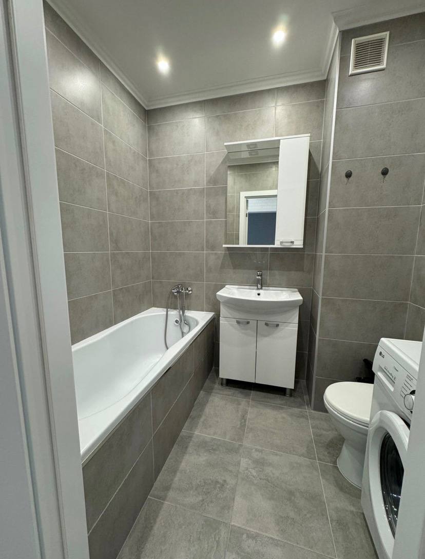 One-Bedroom Apartment in Botanica photo 6 of 8