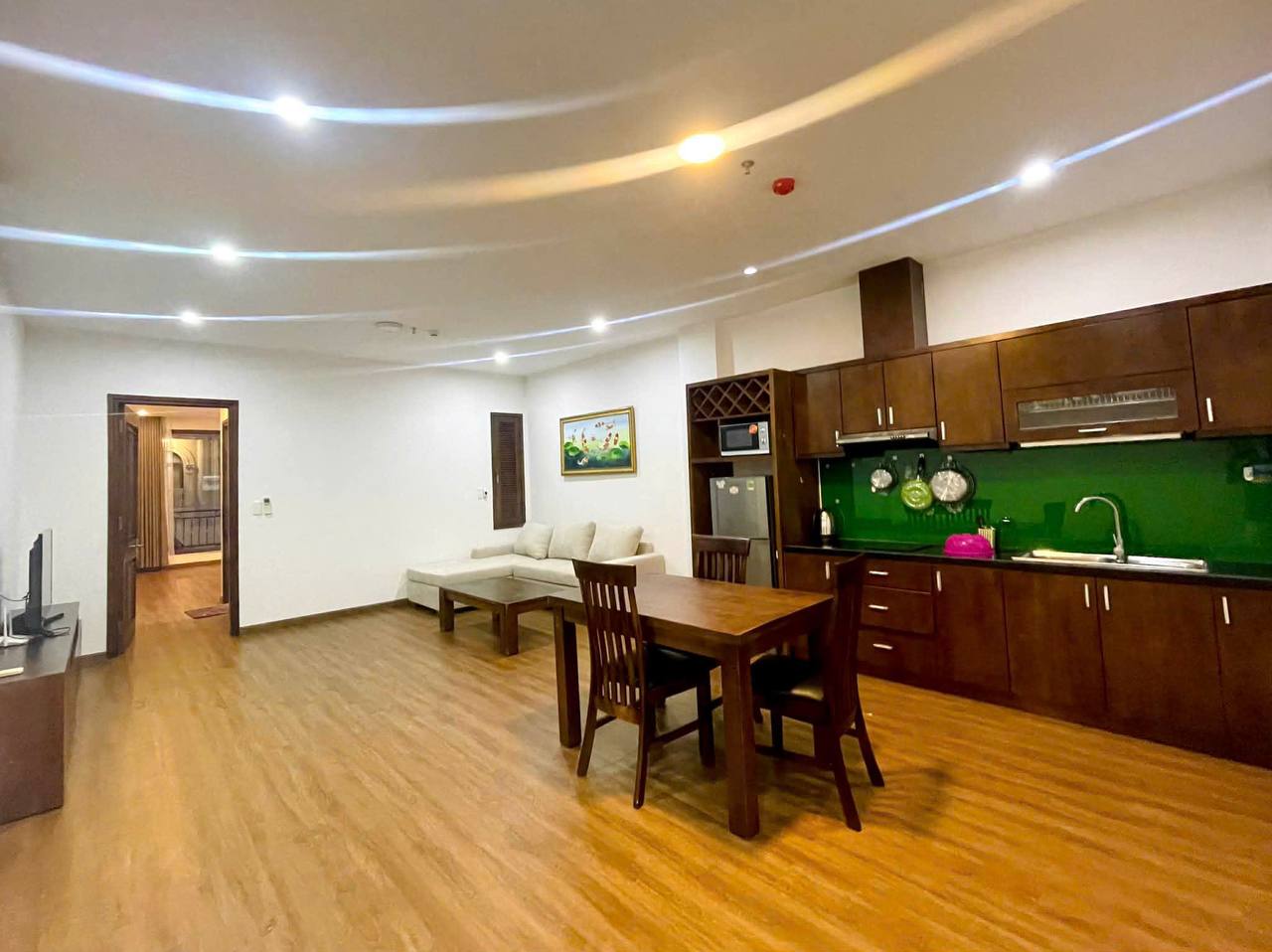 Spacious 1-Bedroom Apartment in My An photo 6 of 6