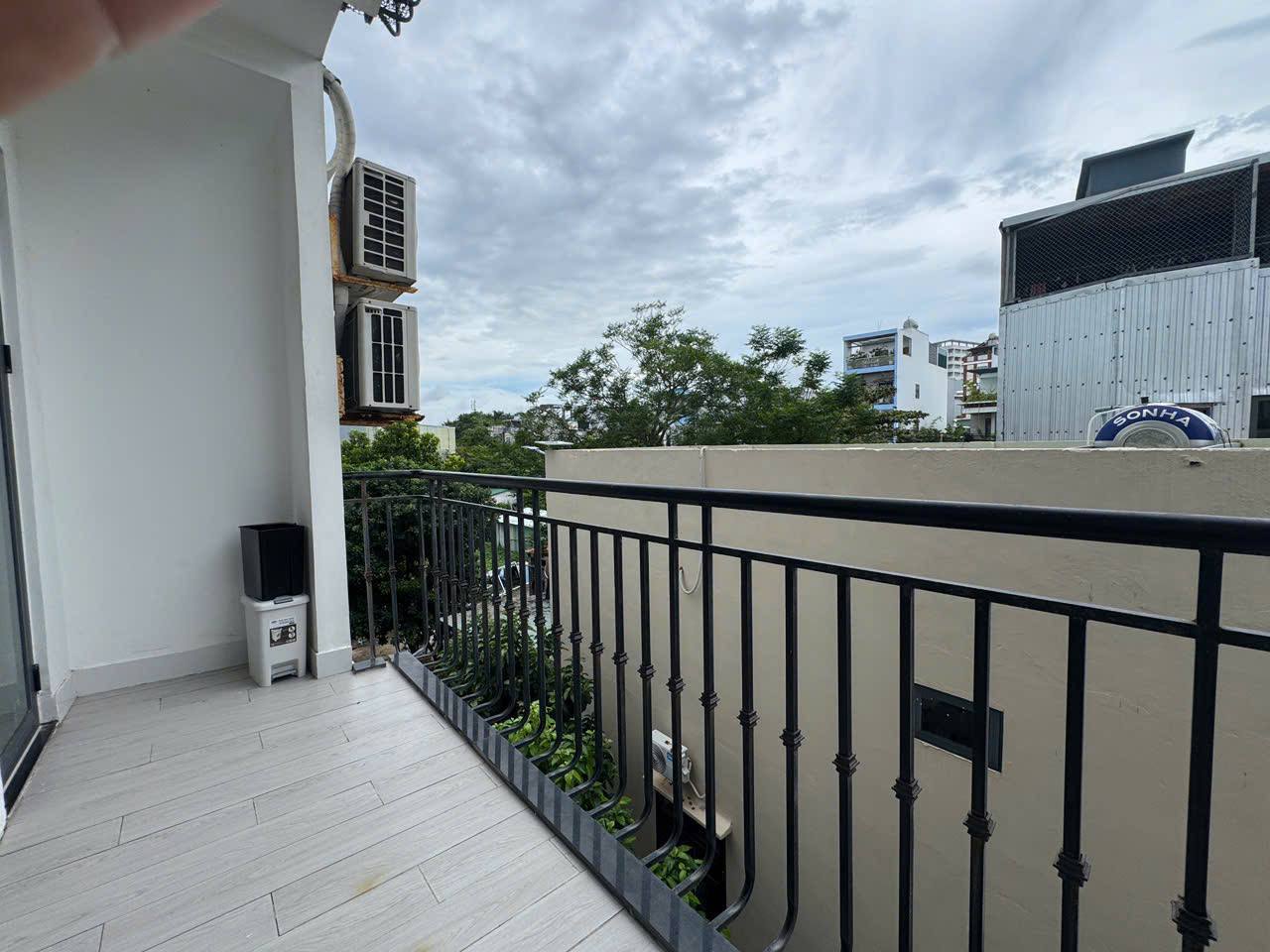 1-Bedroom Apartment in Khue My photo 2 of 8
