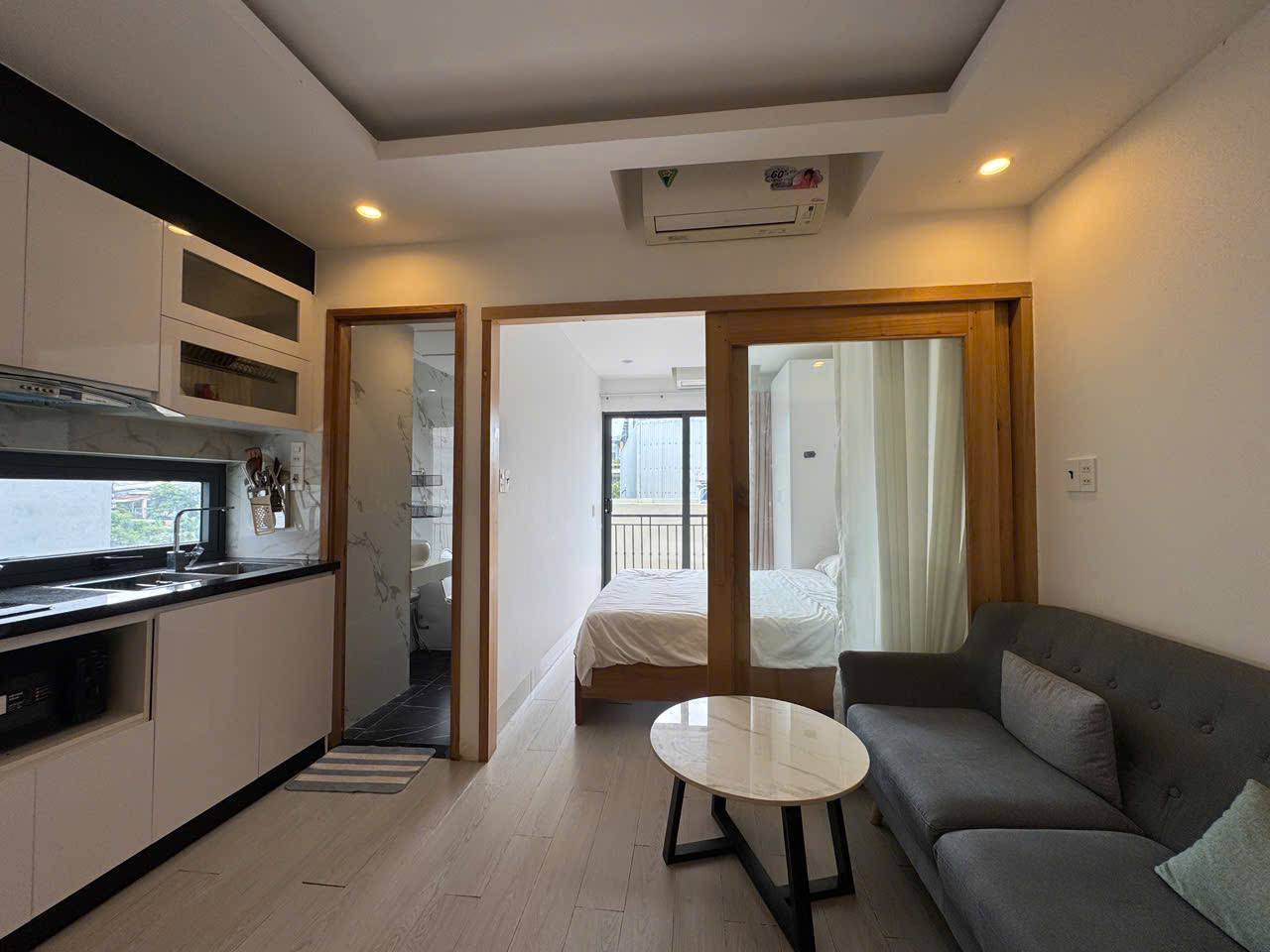 1-Bedroom Apartment in Khue My photo 4 of 8